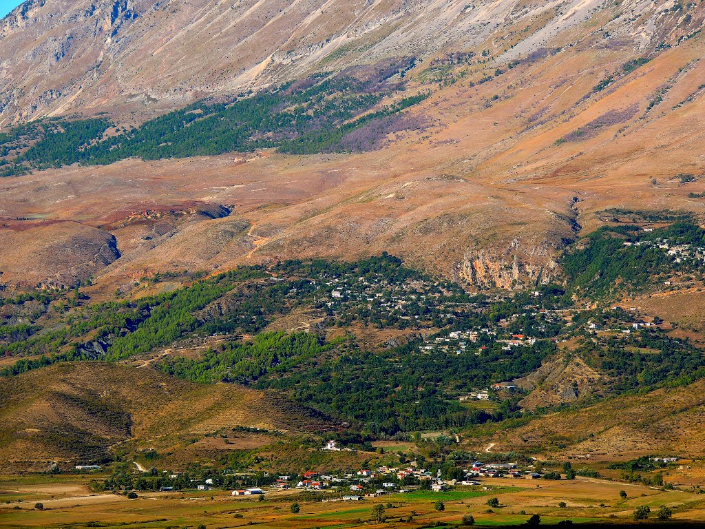 Shqipëria: route for Gjirokastrës... by Sofjan Kotorri