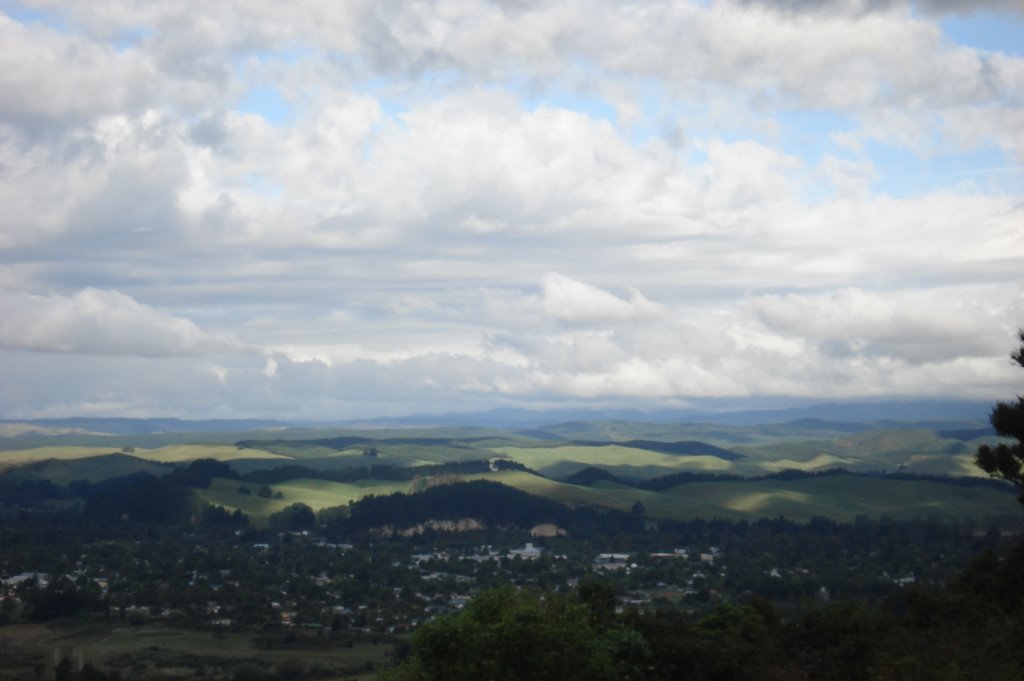 Al sur del Lago Taupo by AwOiSoAk KaOsIoWa