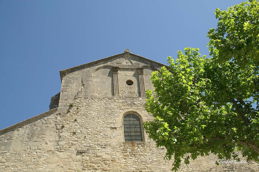 Vaison-la-Romaine, ND de Nazareth by Heribert Bechen