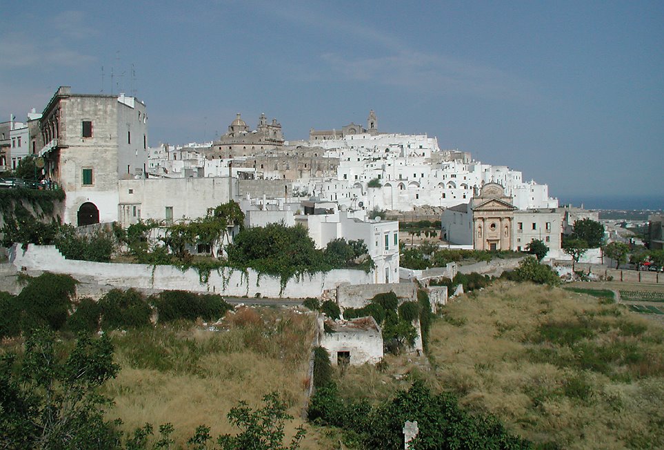 Ostuni by digitalfotoarchiv.ch