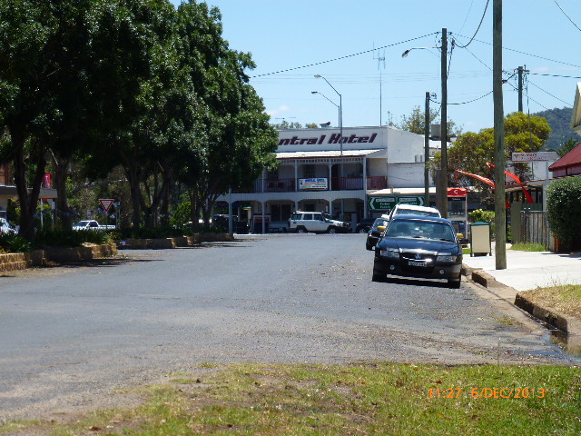 Eugowra - Central Hotel - 2013-12-06 by sandyriva