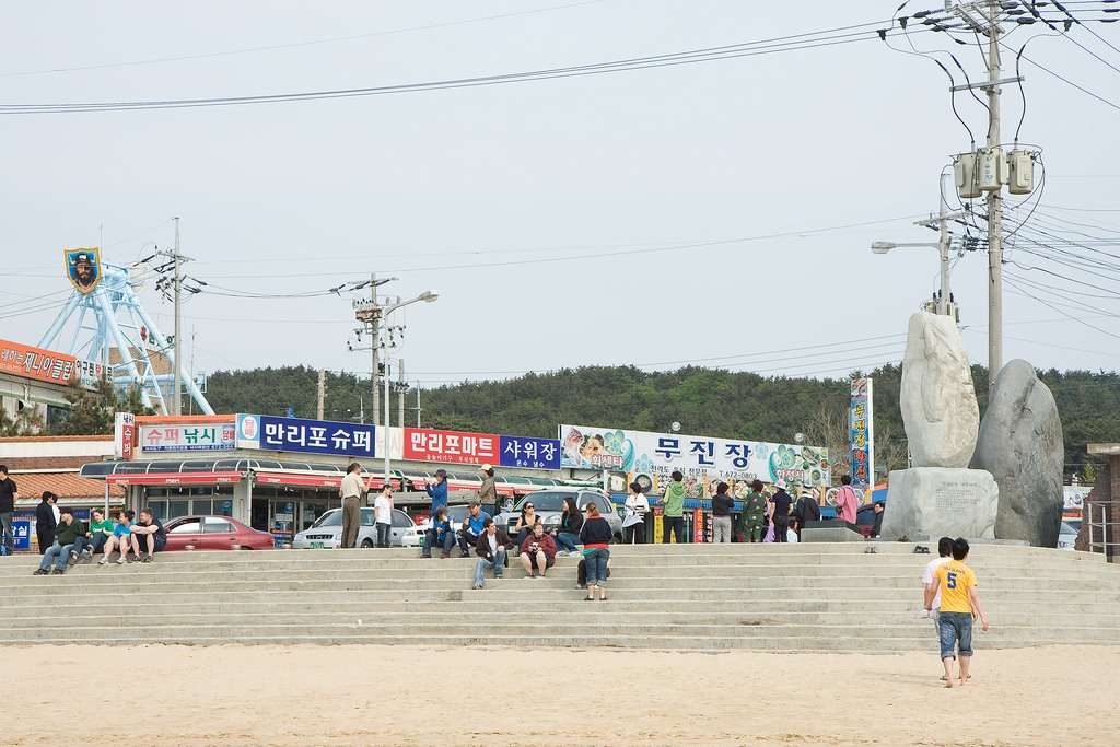 충청남도 태안군 만리포 해수욕장 by www.Visitkorea.or.kr