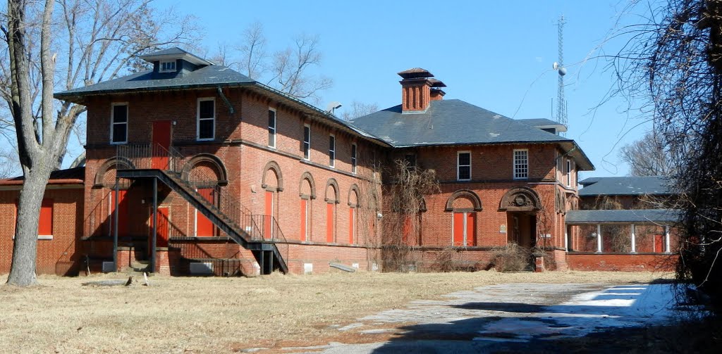 Martin Gross Area, Springfield State Hospital, formerly the Second Hospital for the Insane in Maryland, Warfield Dr, Sykesville MD by Midnight Rider