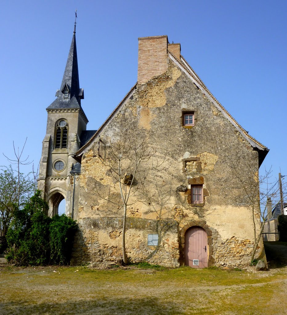 Logis du prieur et chapelle saint-julien by voigtlander,jp.pourcines