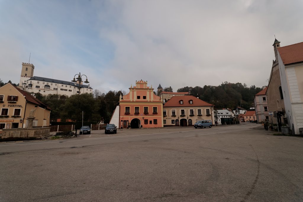 Rožmberk nad Vltavou - 160 / Náměstí - View North by txllxt