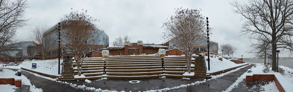 Canal Center Plaza by mattbaer