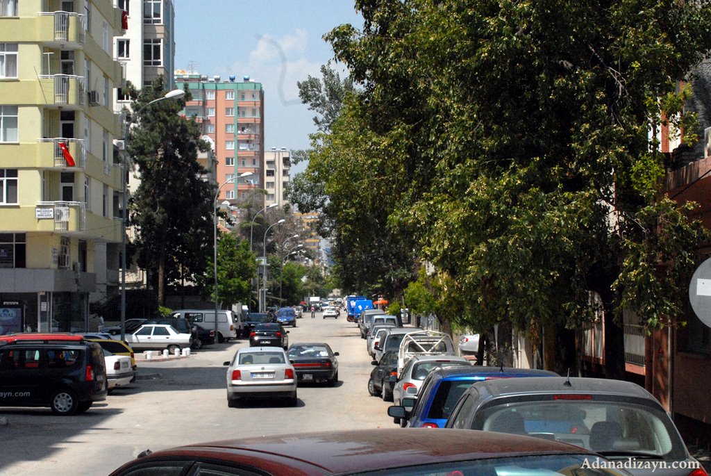 Ordu Caddesi Seyhan Adana Turkey by Hüseyin Kafadengi