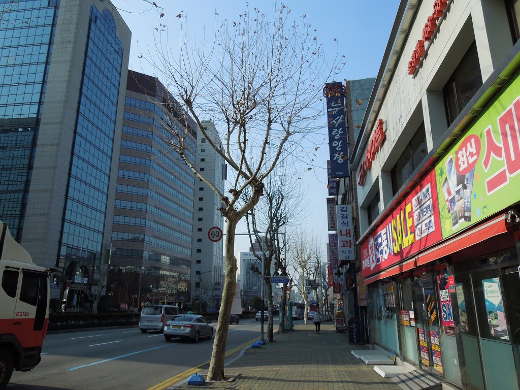 Busan Station 부산역 by plumgarden