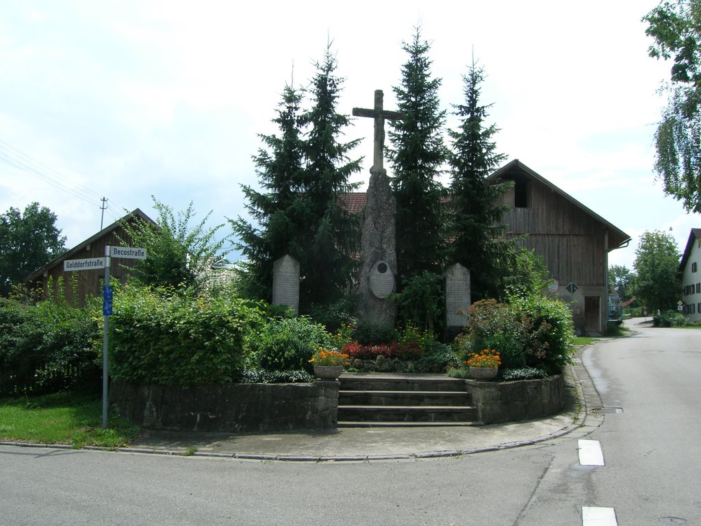 Beckstetten Kriegerdenkmal by Hubert JOACHIM