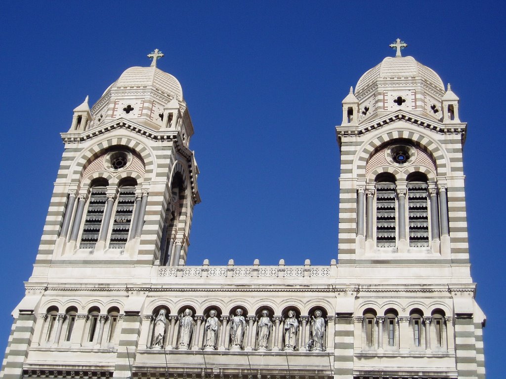 Cathédrale_marseille by victoria weinberger