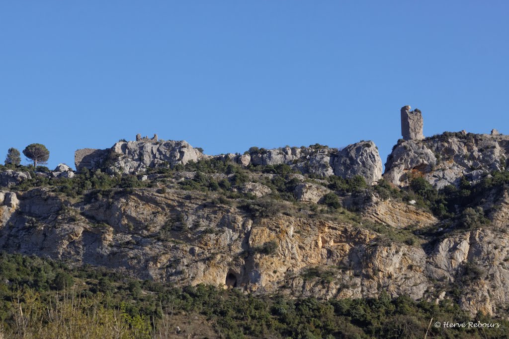 11 Tautavel - Ruines Château by H. Rebours