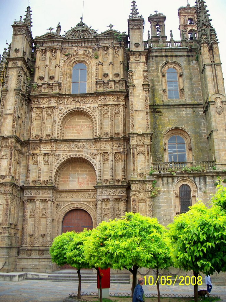 Plasencia Cathederal by Moander