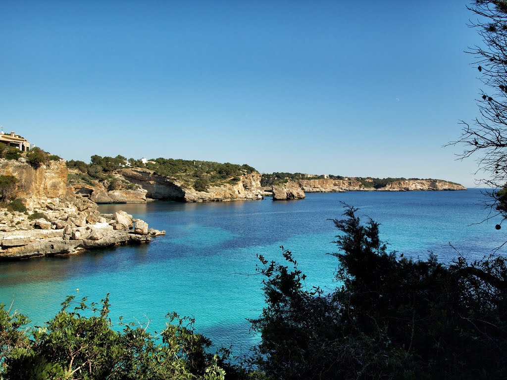 CALA LLOMBARDS - MALLORCA by JoeCat