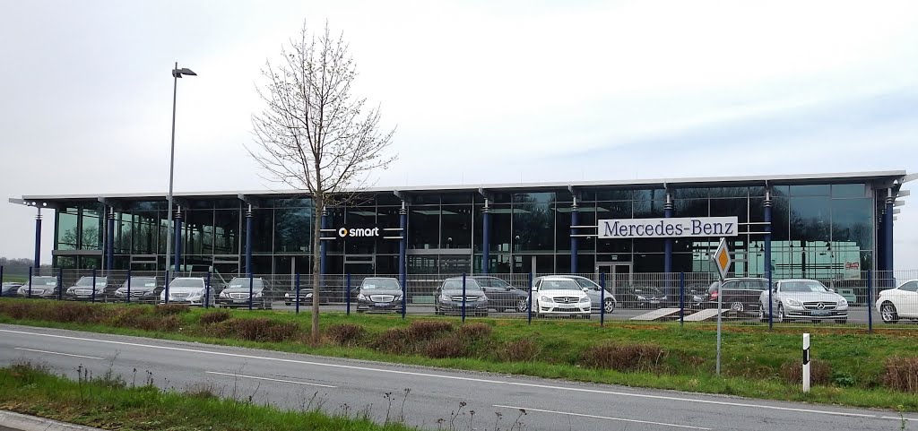 Mercedes-Benz Autohaus Sternpark in Soest by Qwesy