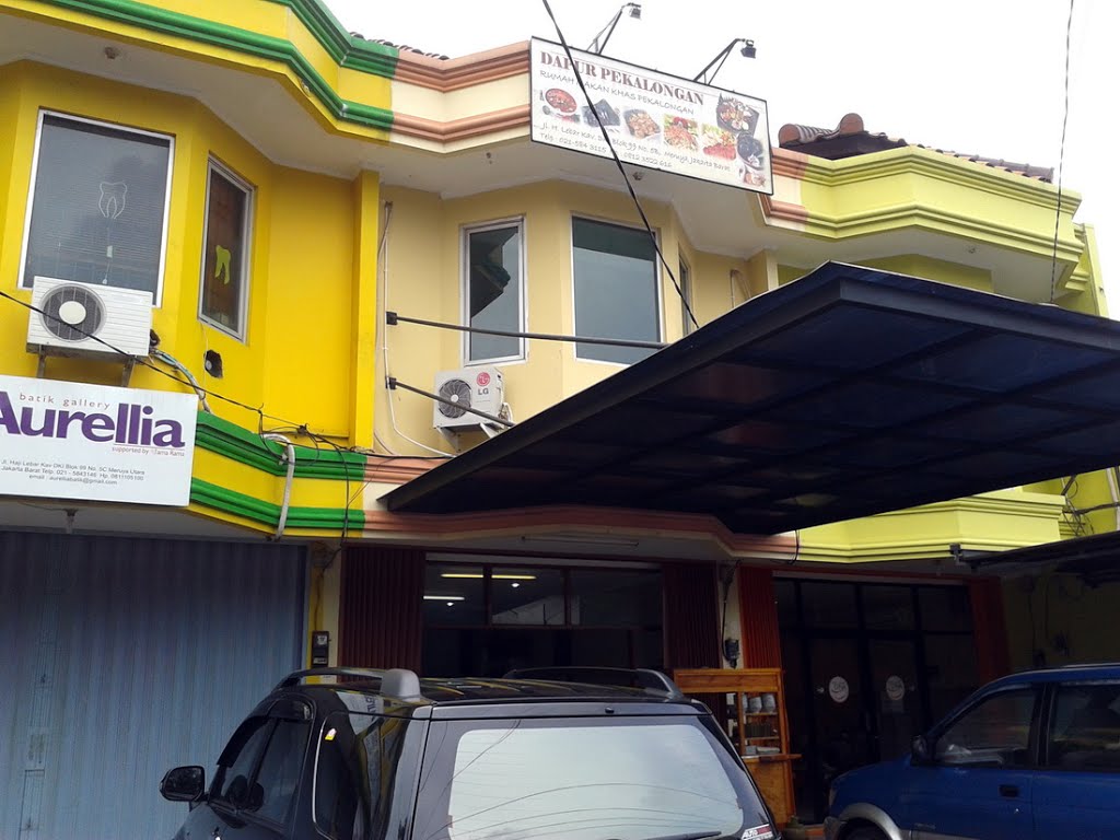 Dapur Pekalongan, H.Lebar St, Meruya Selatan by ssulistio