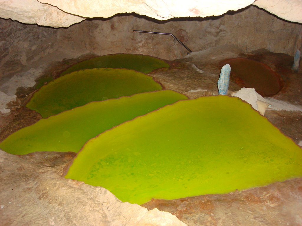 Cueva de Can Marca by anibal amaro