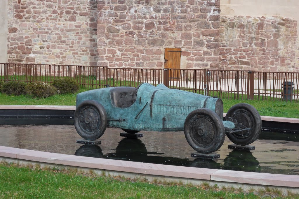 Une Bugatti type 35 Grand Prix by Fredy Thomas