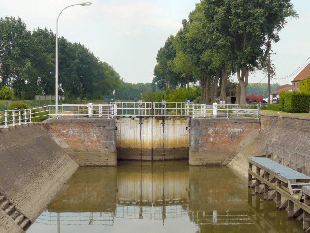 Sluis Lo-vaart Ijzer by Westwandelingen, GPS wandelroutes