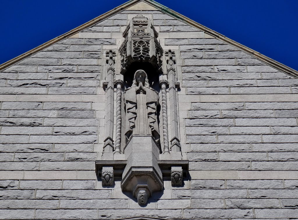 1927 St Marys Catholic Church, Cedar St., Lewiston, Maine. Designed by Boston architects O’Connell and Shaw in the Norman gothic-style. by Taoab