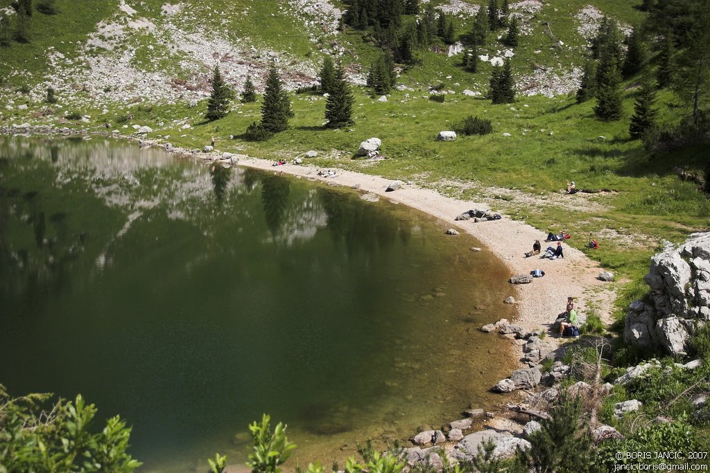 Krnsko jezero by borisjancic@yahoo.com