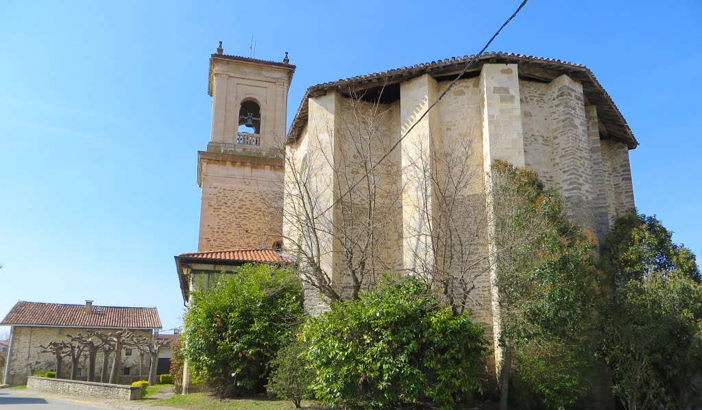 Iglesia parroquial de Arcaya (Álava). País Vasco. Spain. by María Fernando