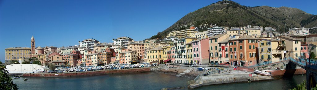 Porticciolo Genova Nervi by Filippo Patanè