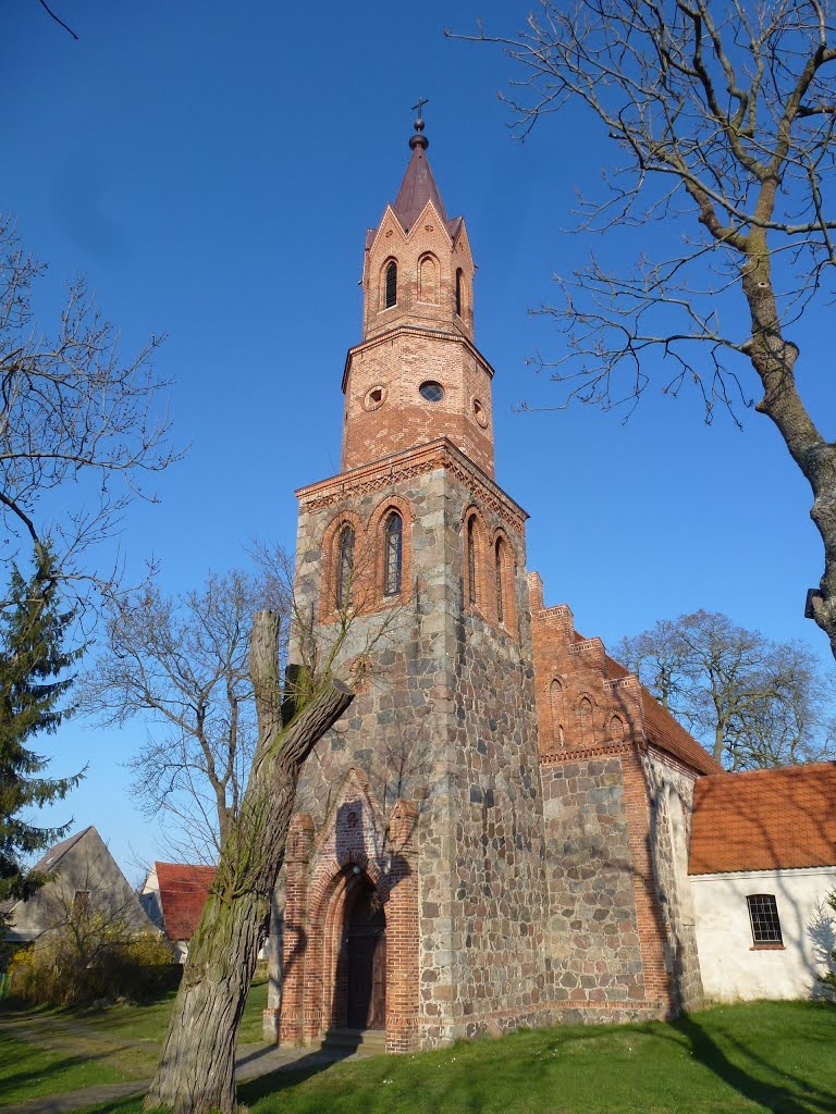 Kirche Casekow by peter86