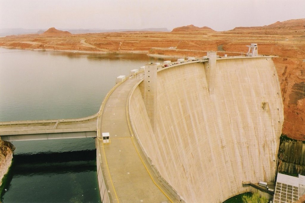 Glen Canyon Dam by Dennis Brouwer