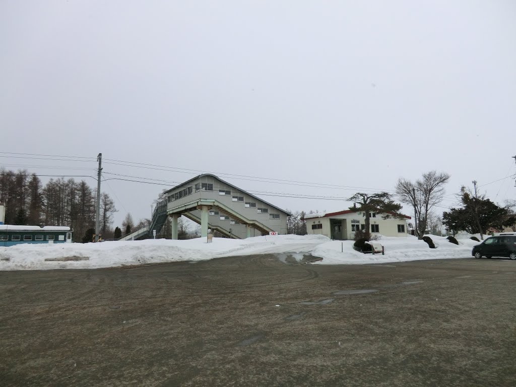 Kawabata_Yunni Yubari_Country Hokkaidou Japan (Kawabata station) by Motofumi