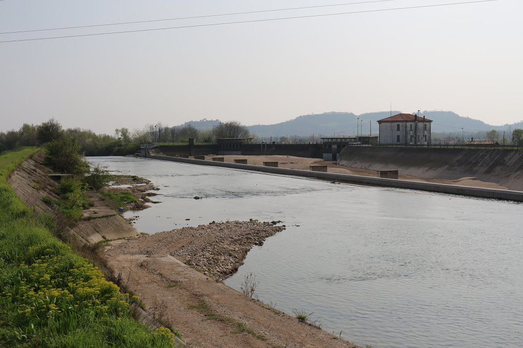 Opere di presa del bacino di laminazione del fiume Guà by Luca'88