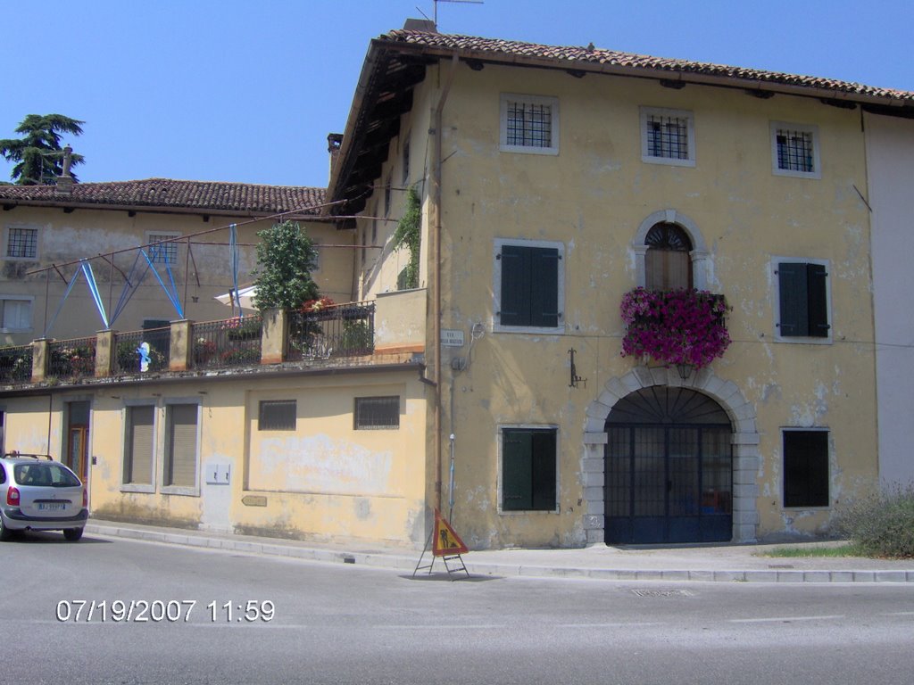 Bell'edificio ad Aquileia by ©  Imre Lakat