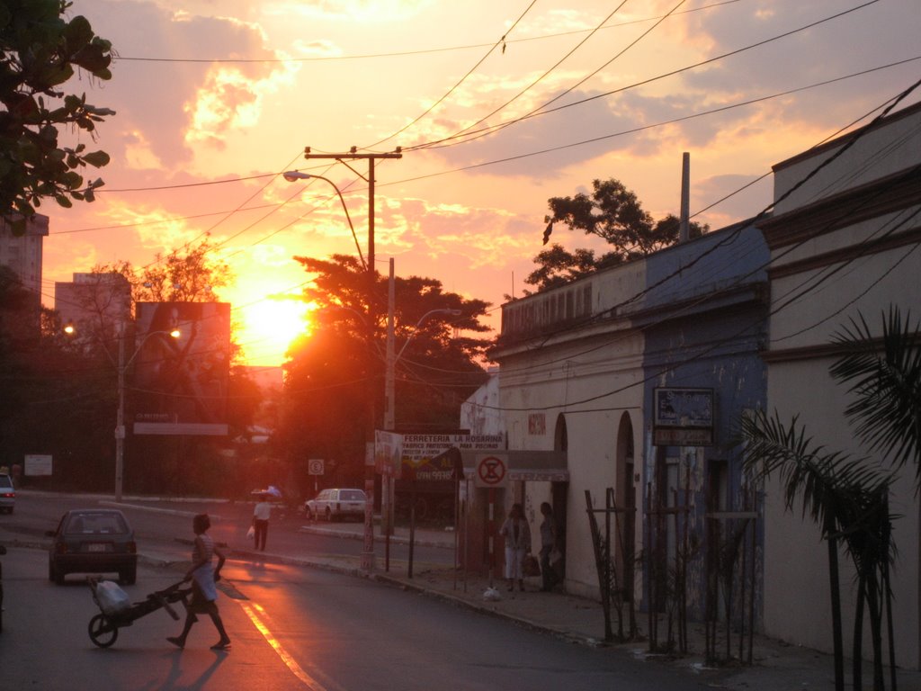 Puesta sol Asuncion Paraguay by danielpriego