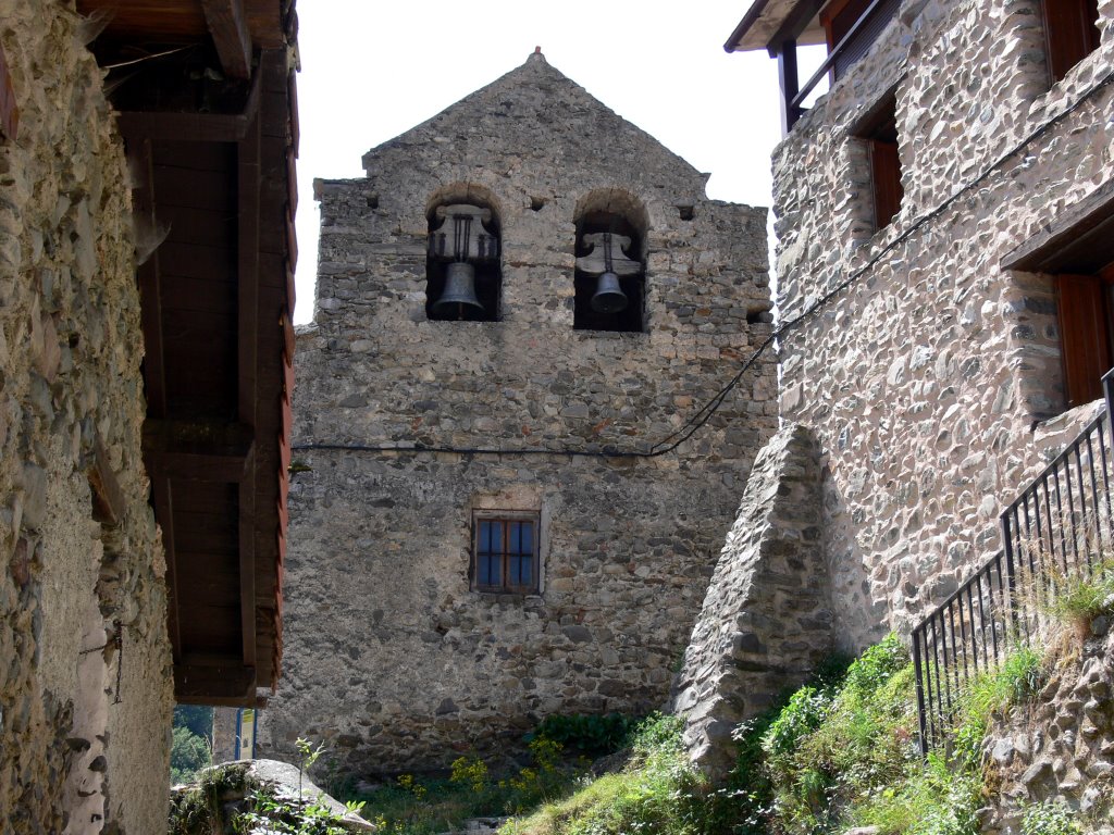 POSADAS (Ezcaray-Valle del Oja). Iglesia de San Juan Bautista (sXVI). by Carlos Sieiro del Nido