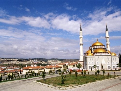 17 Ağustos Camii by peshm