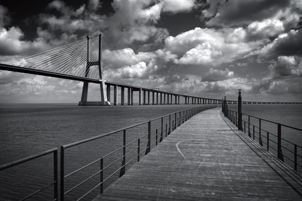 Parque das Nações, Lisboa, Portugal by valcarcel