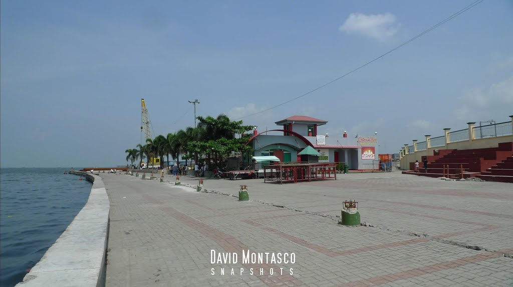 Navotas Centennial Park & Manila Bay 2014 by Montasco