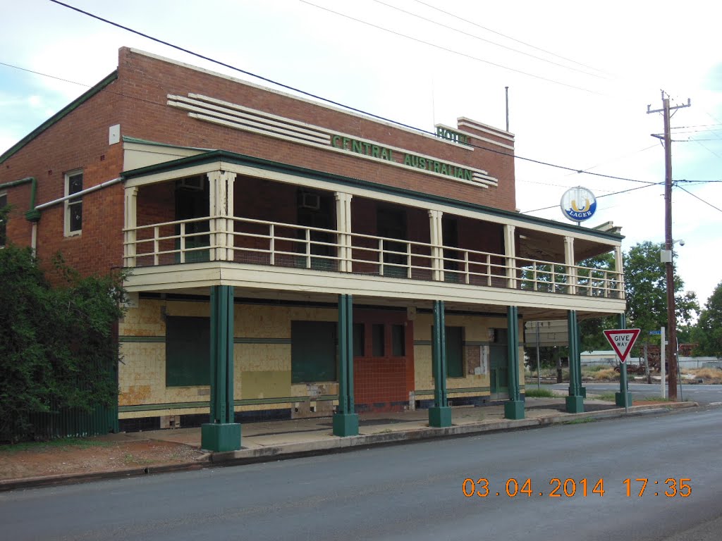 Bourke - Central Australian Hotel - 2014-04-03 by sandyriva