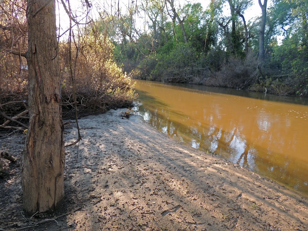 Steelhead Creek Beach by Steve Schmorleitz, NationalParkLover.com