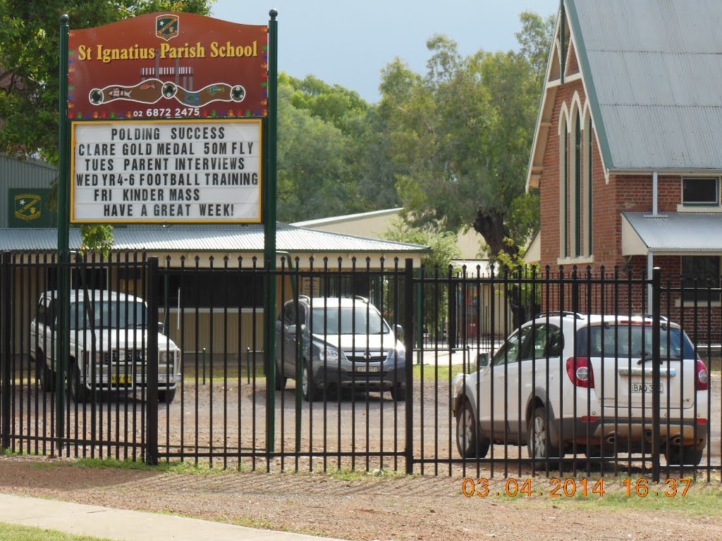 Bourke - St Ignatius Parish School - 2014-04-03 by sandyriva