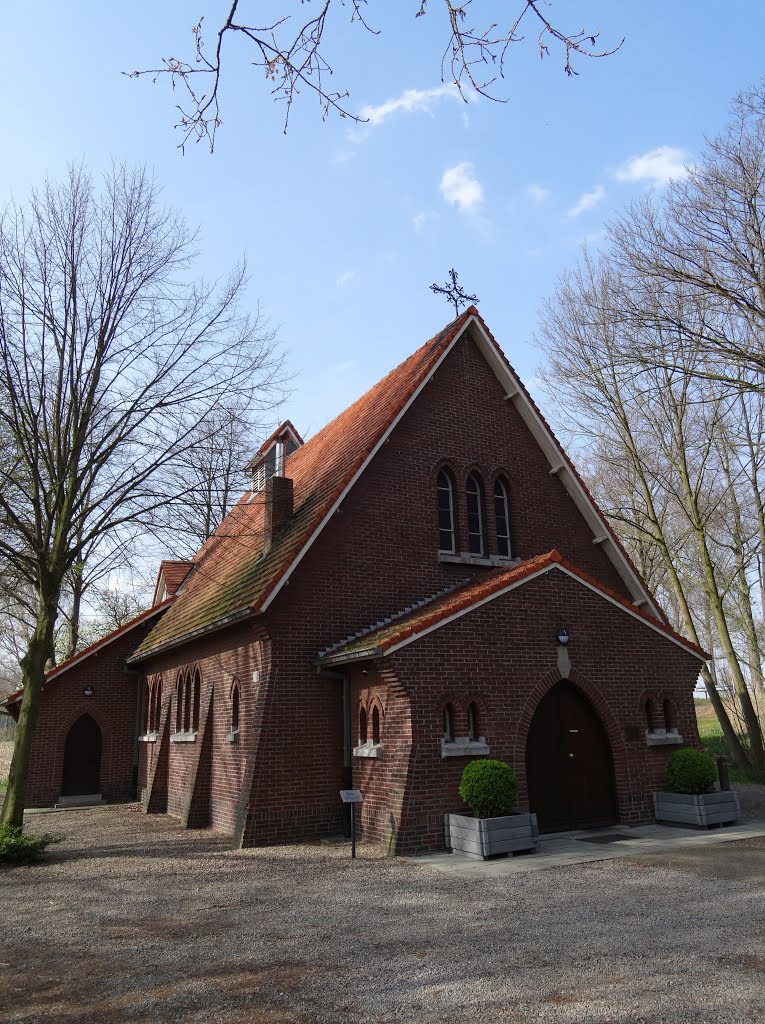 Kapel van Veldhoven Bocholt by Poussemousse