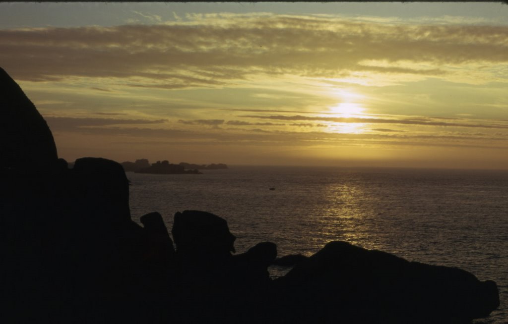 Sunset on PLOUMANACH by François PITROU_CHARLIE