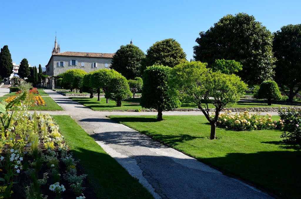 Le monastère de Cimiez (Nice) May 2012 by violapinnata