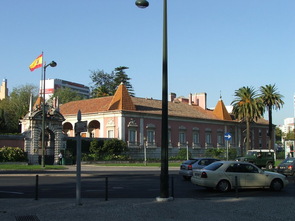 Praça de Espanha - Lisboa, Portugal by Pedro Ferreira dos S…