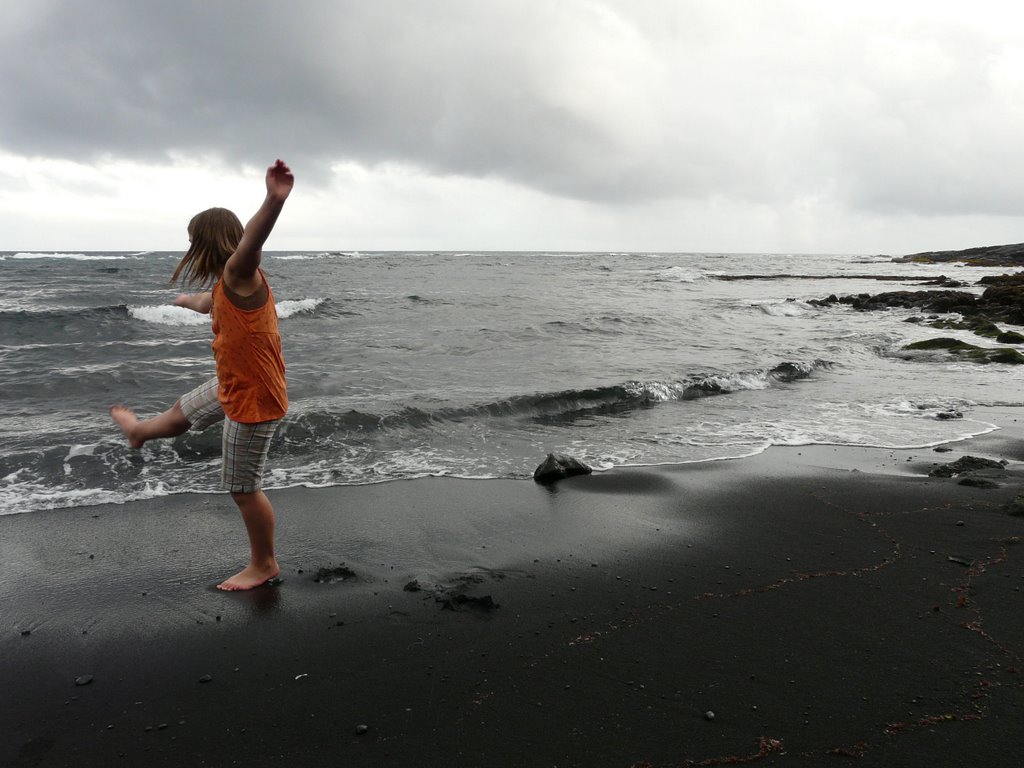 Black sand dance by officeboy