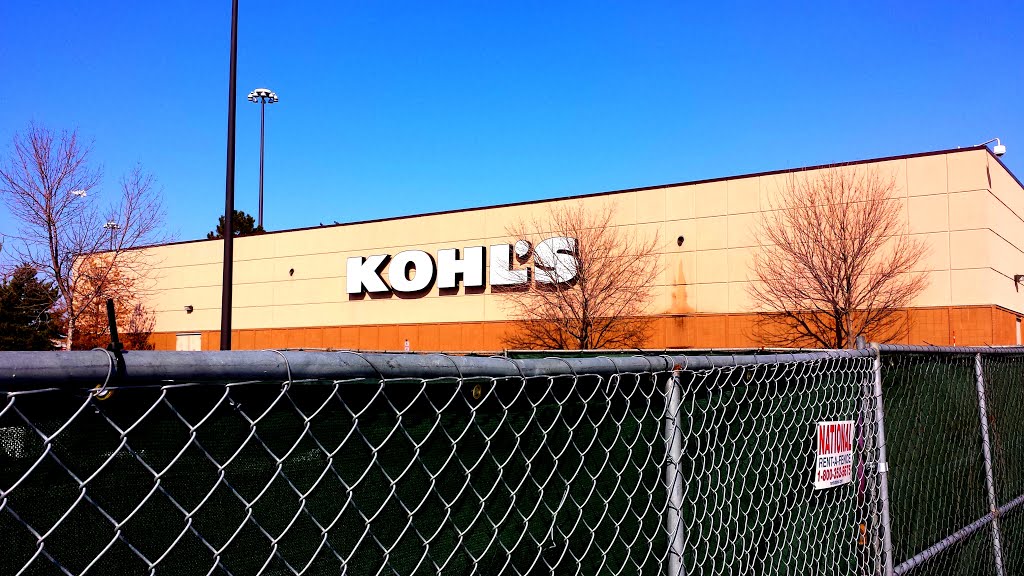 Kohl's - Maplewood, MN by Gabriel Vanslette