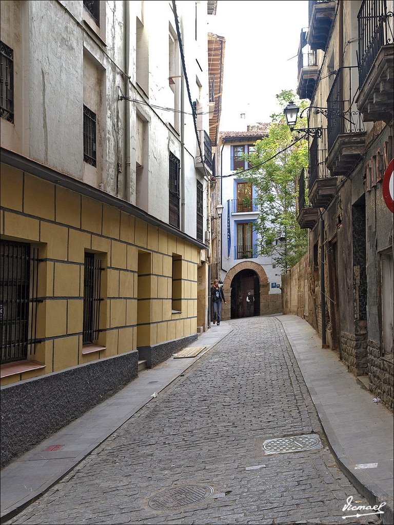 080511-08 CALATAYUD. CALLE ARRUÉ by Víctor Manuel Mamblo…