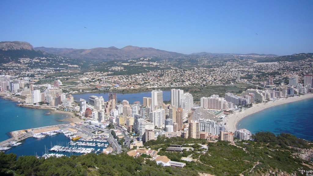 Calpe desde el peñón de Ifach by alcoleajim