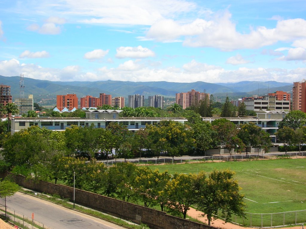 Colegio San Vicente De Paúl. 19/07/2006 by Maurizio_Marinilli