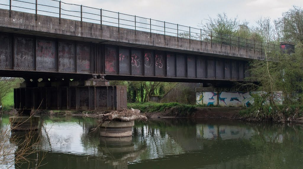 Bristol to Bath Railway Path Bridge by Snapp3r