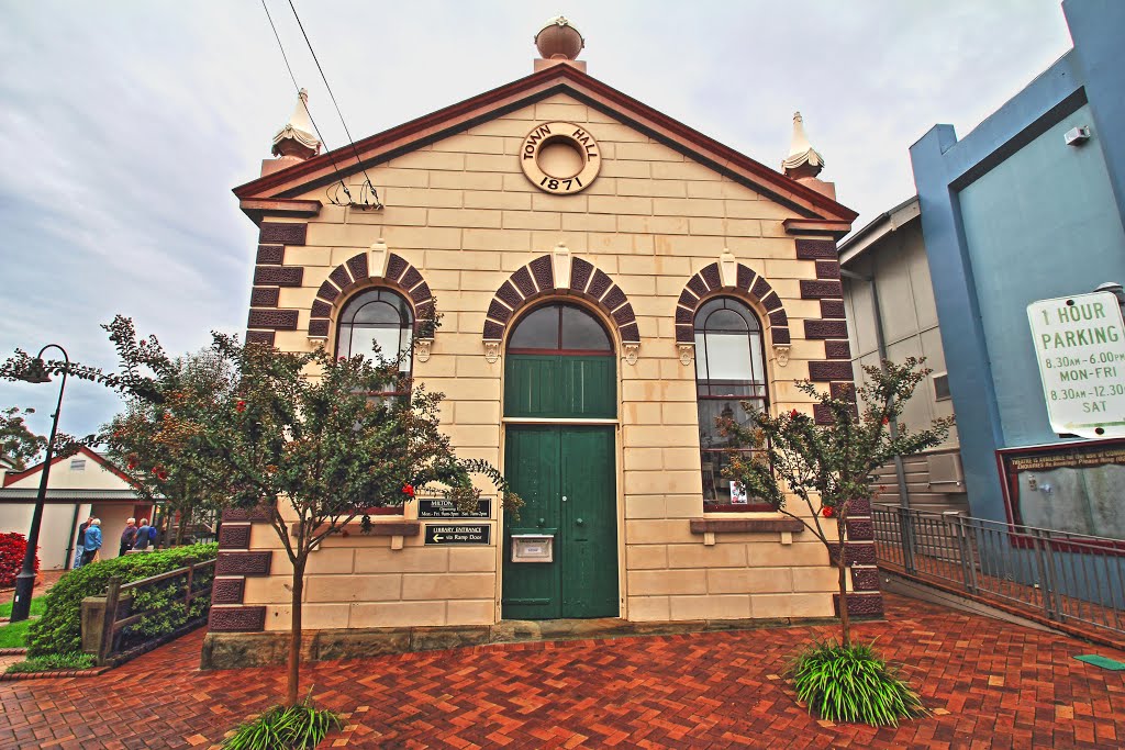 Old Town Hall Building by Roger Powell